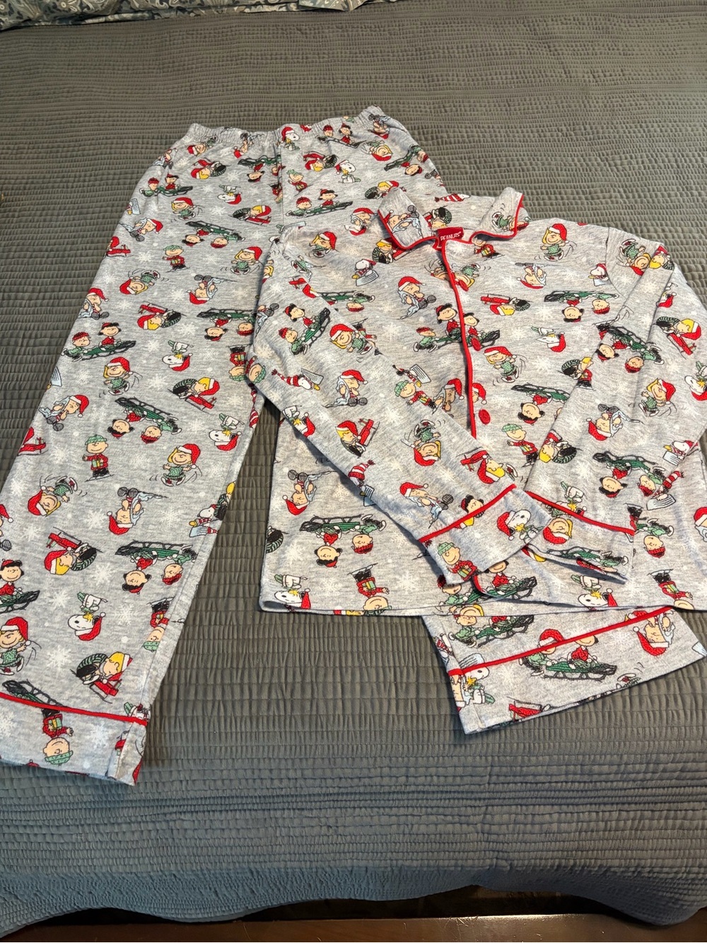 Peanuts Grey Pajama Set with Red Trim and Holiday Print